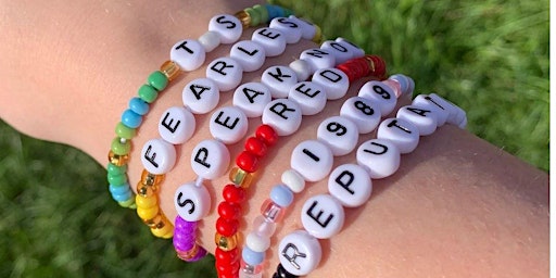 Imagem principal do evento Calling all Swiftie Fans! Friendship Bracelets - Mornington Library