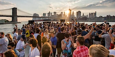 Primaire afbeelding van New York Reggaeton Sunset Yacht Party Cruise Pier 36 only 10$