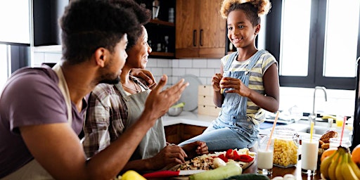 Primaire afbeelding van Family cooking experience class: parents and children cook together and share delicious food