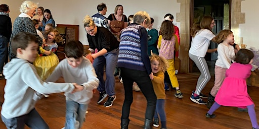 Primaire afbeelding van Family Fairytale Folk Dance