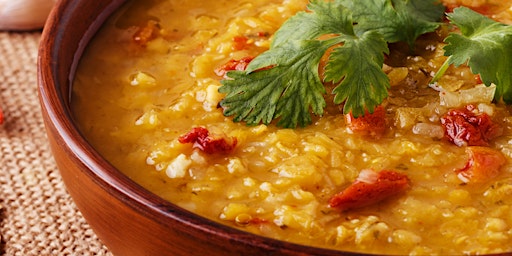 Turkish Red Lentil Soup with Flatbreads  primärbild