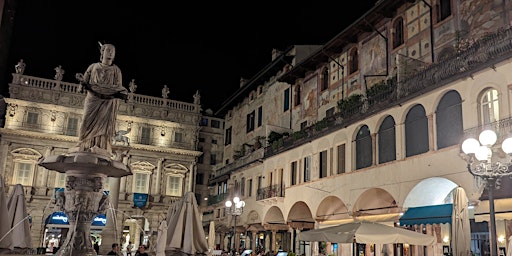 Image principale de Verona: Night Walking Tour with Live Guide | Guided visit of 9+ Landmarks