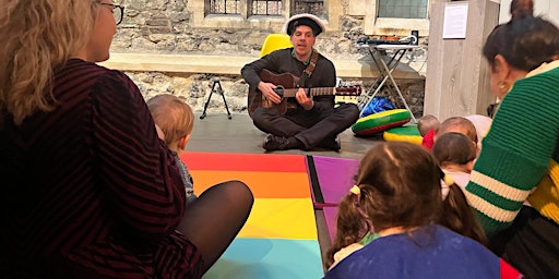 Imagem principal do evento Free Under 3s Family Workshop: Music and Storytelling with Paul Rubenstein