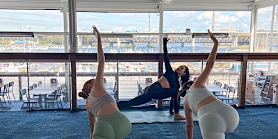 Immagine principale di Morning Yoga at Dockside Brewery 