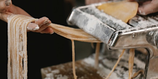 Imagem principal de In-Person Class: Handmade Pasta with Cacio E Pepe (San Diego)