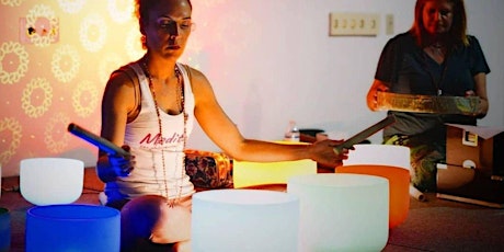 Luna Llena - Sound Bath y Yoga En Español