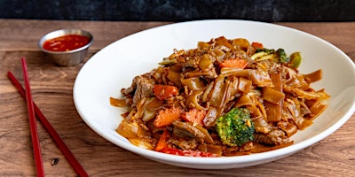 Immagine principale di Thai Cooking Class - Pad Kee Mao [Drunken Noodle] 