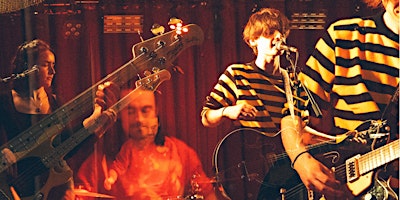 Image principale de Left Iris and pals play The Beatles