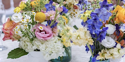 Primaire afbeelding van Flower Arranging Class: Wildflower Whimsy