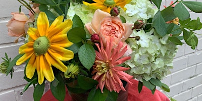 Imagen principal de Flower Arranging Class: Sunshine Blooms