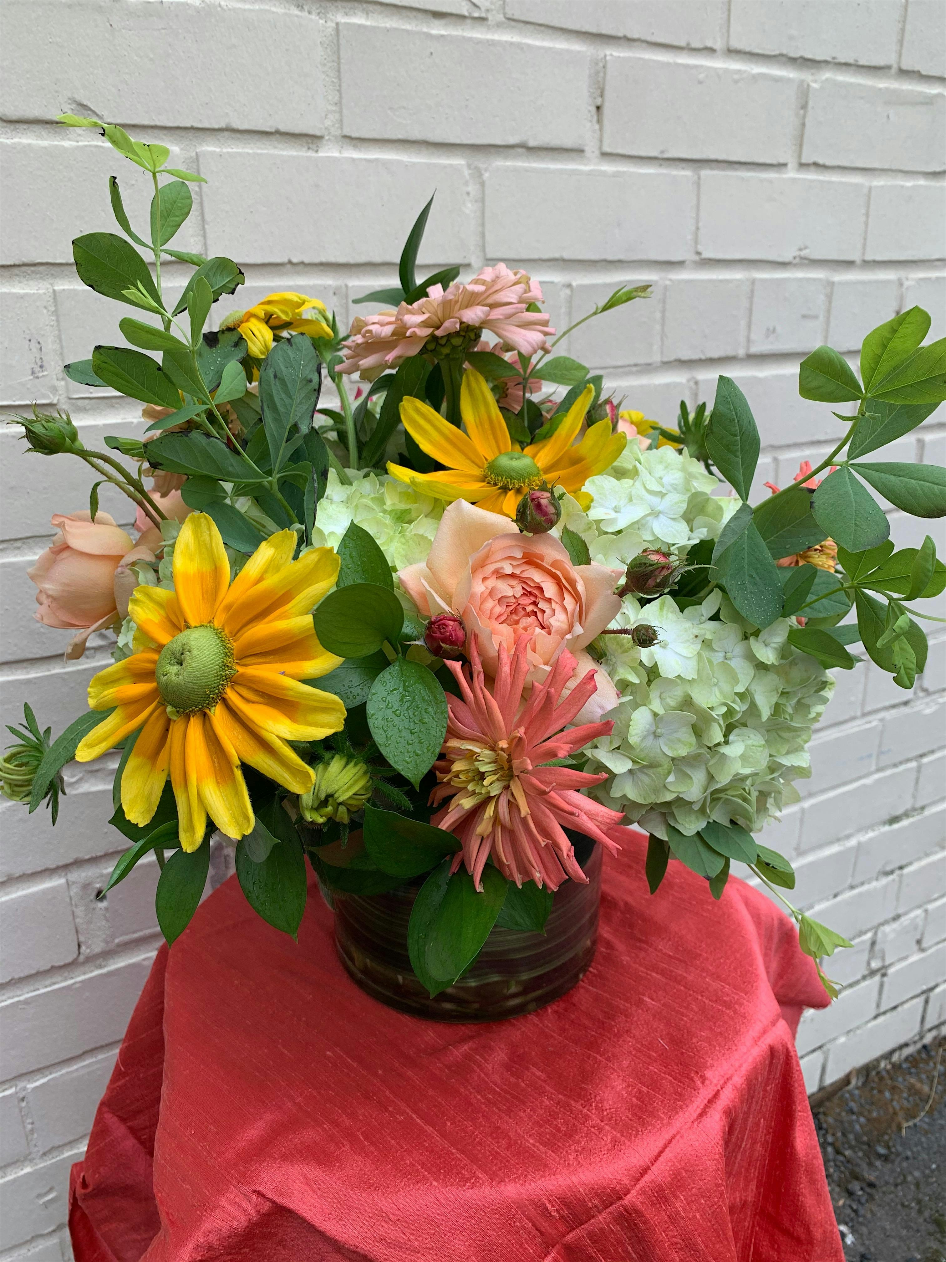 Flower Arranging Class: Sunshine Blooms