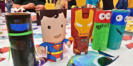 Imagem principal de Cubees and Roblox paper figurines (5 years+)