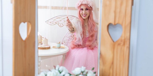 Immagine principale di Kids Fairyland high Tea Party with Fairy wings decorating 