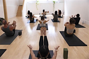 Imagem principal de Yoga 101: A Free Introduction to Yoga
