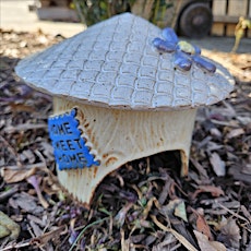 Hand Build a Clay Toad House