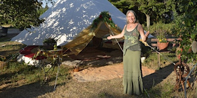 Im Zauber frei erzählter Märchen für Familien in einem verwunschenen Garten primary image