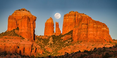 WOMEN'S WELLNESS RETREAT  -  SEDONA ARIZONA Transformative Travel for Women  primärbild