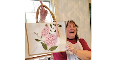 Beach bag Hydrangeas at Crystal  Ridge Winery primary image