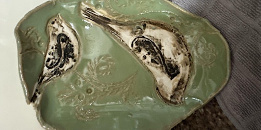 Image principale de Sip & Pottery workshop; Snack platter and two dip bowls.