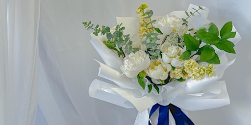 DIY Seasonal Fresh Flowers Bouquet(Deposit $35) $89 primary image