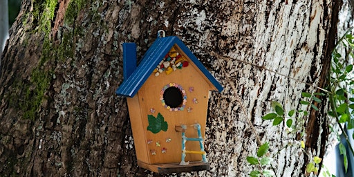 Primaire afbeelding van Birdhouse Decorating Art Class