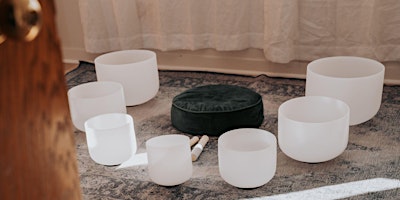 Primaire afbeelding van Mindful Manifestation Sound Bath @ Dandy Lion Coffee Co