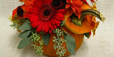 Autumnal Pumpkin Flower Arrangement Workshop with Cream & Browns Florist  primärbild