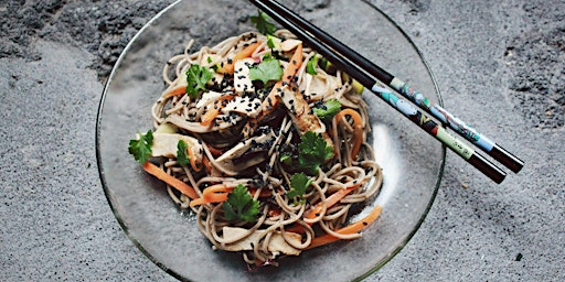 Online Cooking - Udon and Vegetable Stir-Fry 3-Ways  primärbild