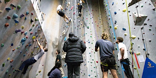 Imagem principal do evento Climbing at Hangdog Gym - Free School Holiday Program