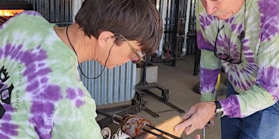 Imagem principal de Free Eclipse-Inspired Glassblowing Demos