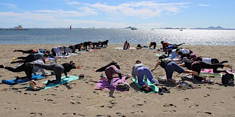 Yoga En La Playa 14/04