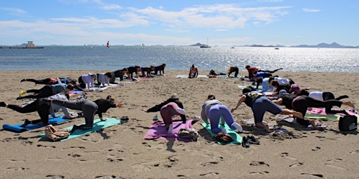 Imagem principal do evento Yoga En La Playa 21/04