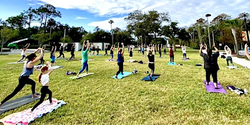 Sawgrass Village Barre with Pure Barre  primärbild