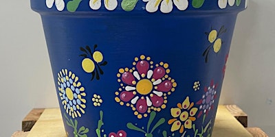 Imagen principal de Painting planters with dots! Paint a terra cotta planter for Mothers day