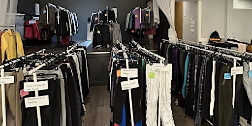Imagen principal de HUGE Closet Clearout! 5000+ Lululemon  Aritizia clothes jackets shoes kids!