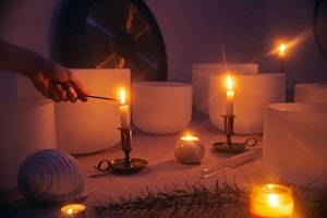 Imagen principal de Restorative Sunday Sound Bath