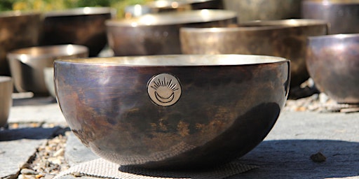 Hauptbild für Tibetan Singing Bowl Sound Bath