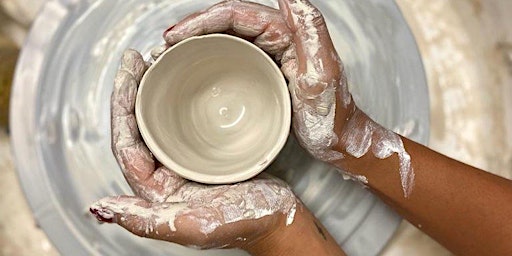 Primaire afbeelding van Social Clay Session.  Pottery Wheel Experience - Friday night  - Burnsdie
