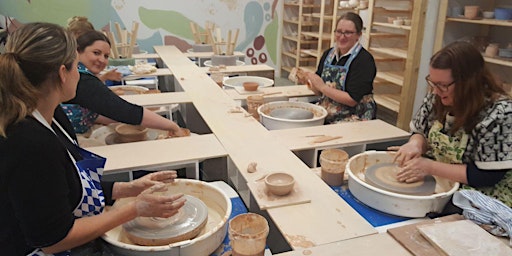 Image principale de Social Clay Session,  Pottery Wheel Experience - Sunday's, Adelaide