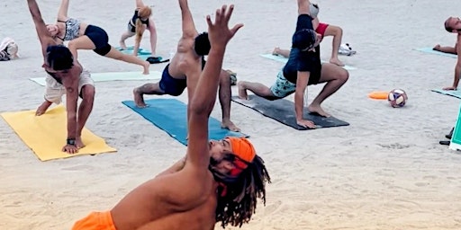 Imagen principal de RSVP through SweatPals: Muscle Beach Yoga