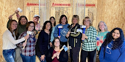 Imagen principal de Women's Axe Throwing Event