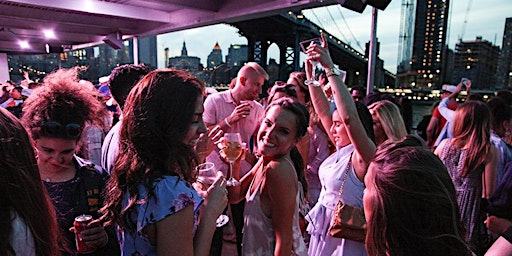 Primaire afbeelding van NYC Latin Vibes™ Saturday Sunset Pier 78 Hudson River Yacht Party Cruise