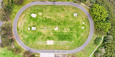 Hauptbild für Adcock Velodrome record attempt day