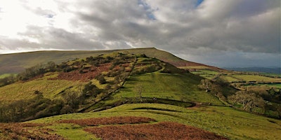 Hauptbild für Dragons Back Circular: Brecon Beacons