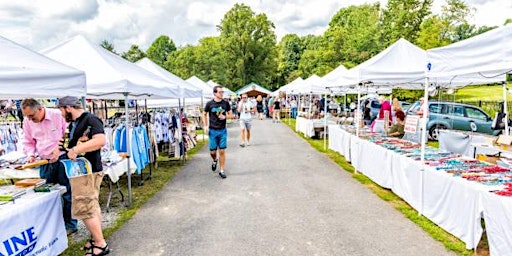 Image principale de Advantage Medical Training Grand Opening : Community Market & Health Fair