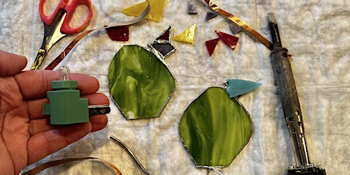 Immagine principale di Stained Glass Cactus Night Light Workshop 