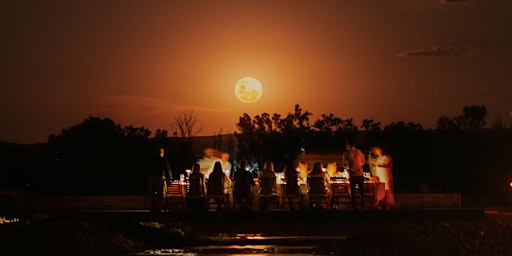 Immagine principale di Copia de Full Moon Dinning 