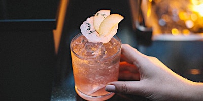 Primaire afbeelding van Gin-spired Cocktail Class at Quattro Bar