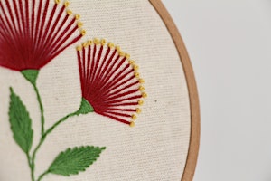 Embroider with Bee  primärbild