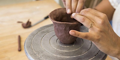 Imagem principal do evento Ceramics: Introduction to Hand Building